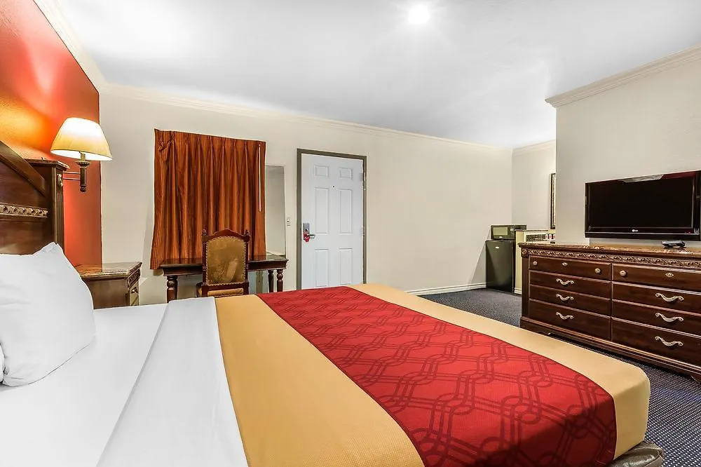 Econo Lodge Long Beach I-405